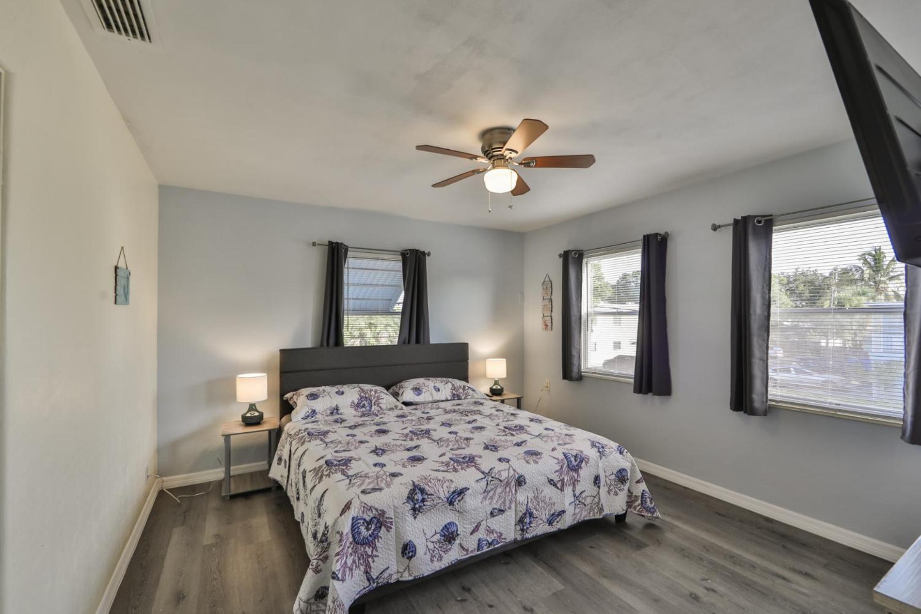 Lovely Vacation Home 1 Block From Beach & Downtown Gulfport เซนต์ปีเตอร์สเบิร์ก ภายนอก รูปภาพ